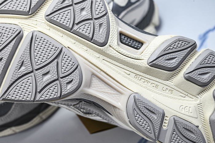 1201A789-103 GEL-NYC CREAM/OYSTER GREY