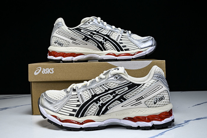 1203B103-100 GEL-KAYANO 12.1 CREAM/BLACK/RED