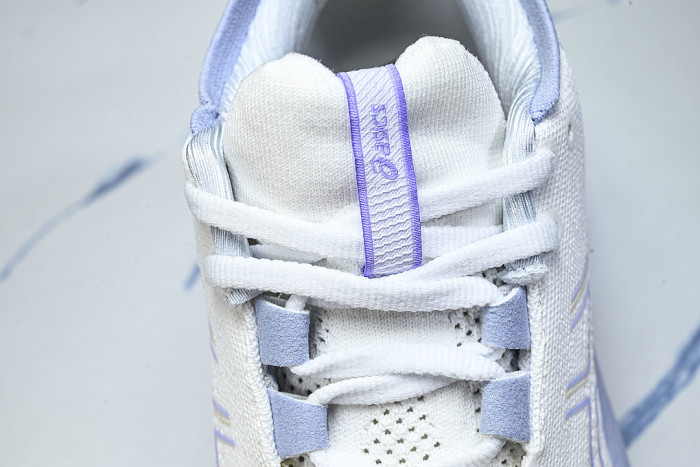 1012B601-100 GEL-NIMBUS 26 WHITE/FRESH AIR