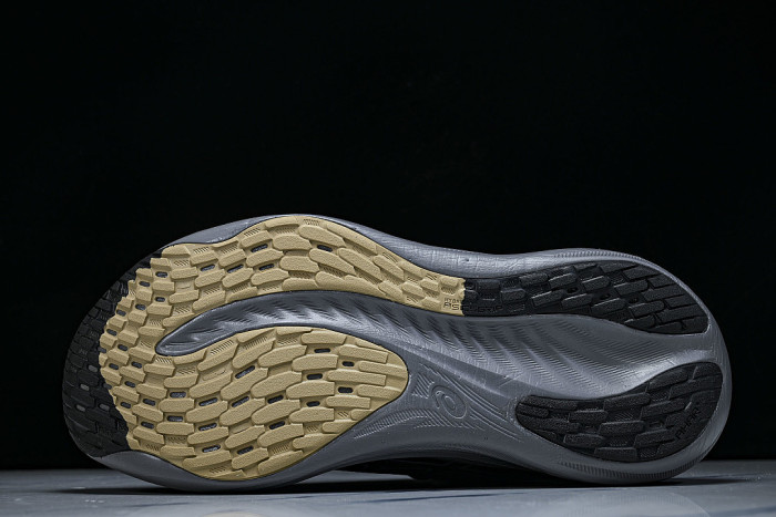 1011B922-001 GEL-NIMBUS 26 PLATINUM BLACK/CHAMPAGNE
