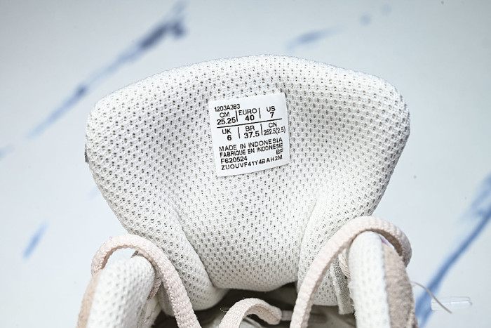 1203A383-104 GEL-NYC CREAM/MINERAL BEIGE