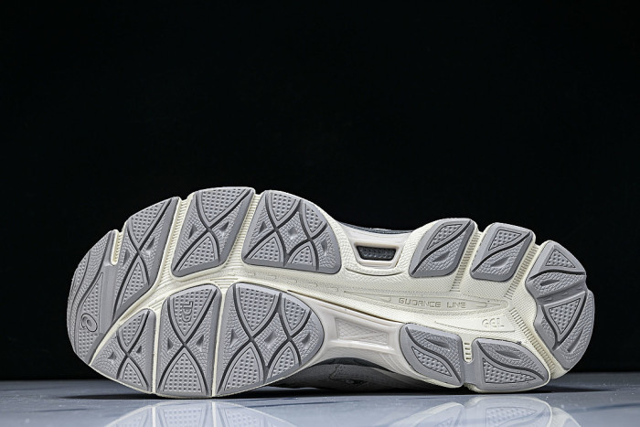 1201A789-103 GEL-NYC CREAM/OYSTER GREY