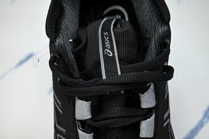 1011B794-001 GEL-NIMBUS 26 BLACK/GRAPHITE GREY