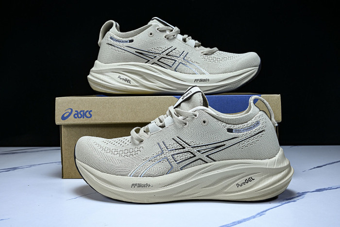 1011B794-021 GEL-NIMBUS 26 FEATHER GREY/BLACK
