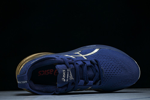 1011B946-400 GEL-NIMBUS 26 PLATINUM BLUE EXPANSE/CHAMPAGNE