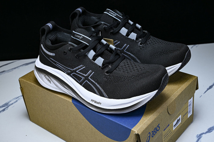 1011B794-001 GEL-NIMBUS 26 BLACK/GRAPHITE GREY