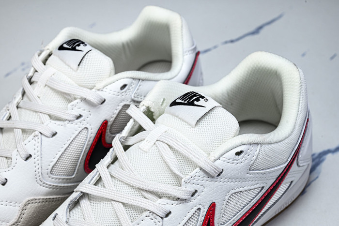 HQ6019-104 GATO LOW-TOP CASUAL LIFESTYLE SHOES SUMMIT WHITE/BRIGHT CRIMSON/MEDIUM BROWN/BLACK
