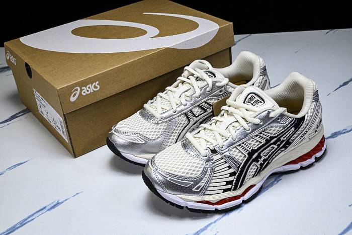 1203B103-100 GEL-KAYANO 12.1 CREAM/BLACK/RED