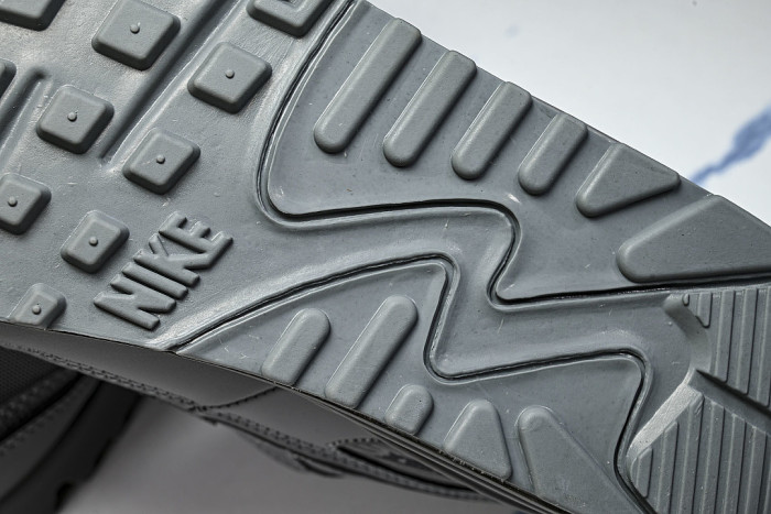 HV4517-003 AIR MAX 90 PREMIUM SMOKE GREY/SMOKE GREY/BLACK
