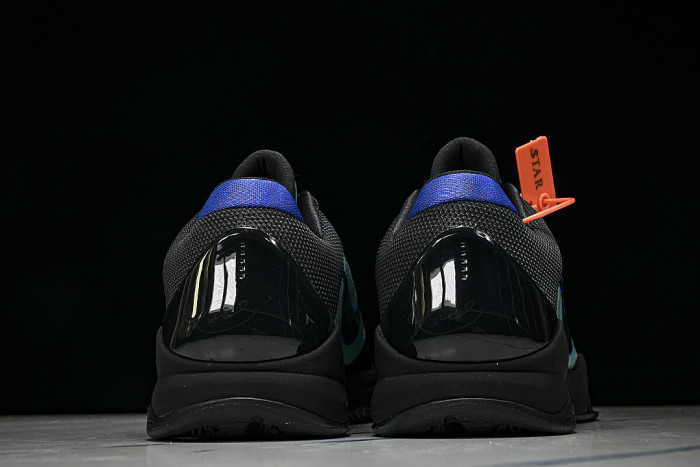 IH0274-300 ZOOM KOBE 5 CHAOS CASUAL SNEAKERS SKY BLUE/BLACK