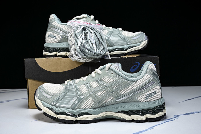 1203A675-100 GEL-KAYANO 12.1 CREAM/SAGE