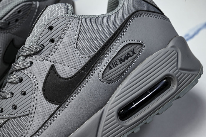 HV4517-003 AIR MAX 90 PREMIUM SMOKE GREY/SMOKE GREY/BLACK