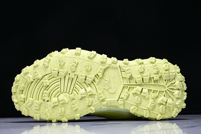 FV4227-700 AIR 1 ELEMENT GORE TEX LOW TOP RUNNING SHOES GRASS GREEN/LIGHT GREEN