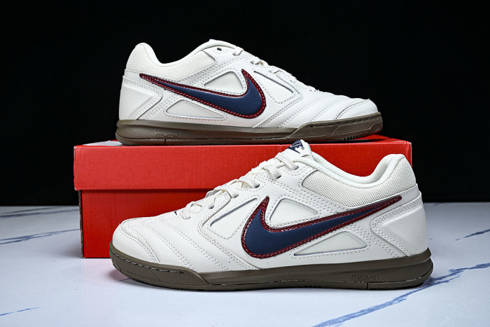 IH4380-110 GATO LOW-TOP CASUAL SHOES PALE IVORY/UNIVERSITY RED/GUM DARK BROWN/THUNDER BLUE