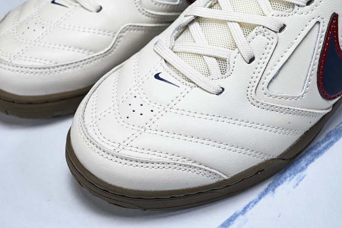 IH4380-110 GATO LOW-TOP CASUAL SHOES PALE IVORY/UNIVERSITY RED/GUM DARK BROWN/THUNDER BLUE