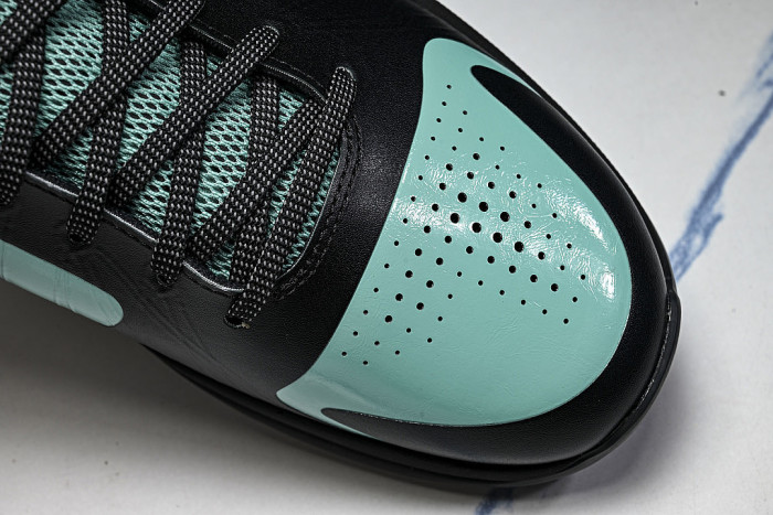 IH0274-300 ZOOM KOBE 5 CHAOS CASUAL SNEAKERS SKY BLUE/BLACK
