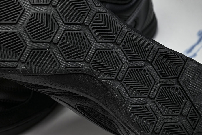 HQ6019-004 GATO LOW-TOP CASUAL LIFESTYLE SHOES BLACK/ANTHRACITE/PENCIL POINT