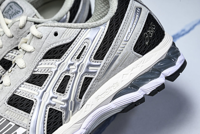 1203A846-020 GEL-KAYANO 12.1 PEAT/CREAM