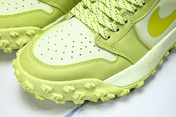 FV4227-700 AIR 1 ELEMENT GORE TEX LOW TOP RUNNING SHOES GRASS GREEN/LIGHT GREEN