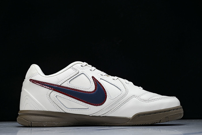 IH4380-110 GATO LOW-TOP CASUAL SHOES PALE IVORY/UNIVERSITY RED/GUM DARK BROWN/THUNDER BLUE