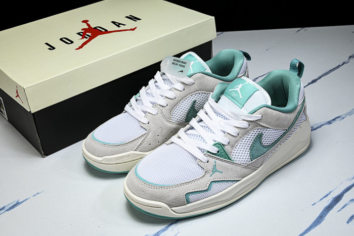 HJ6778-113 JORDAN CMFT ERA WHITE/SAIL/WASHED TEAL