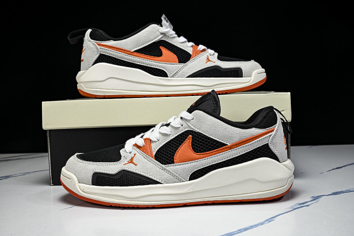 HJ6777-018 JORDAN CMFT ERA BLACK/SAIL/COCONUT MILK/STARFISH