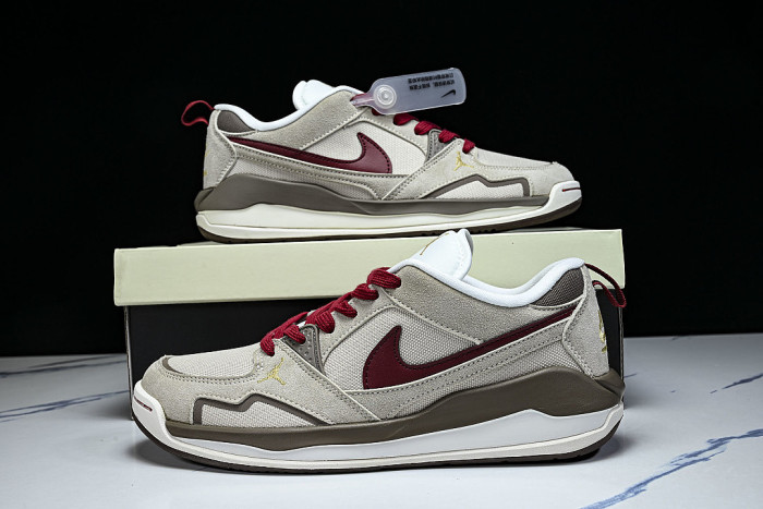 IQ9781-261 JORDAN CMFT ERA LOW-TOP RETRO CASUAL SPORTS SHOES BROWN/RED