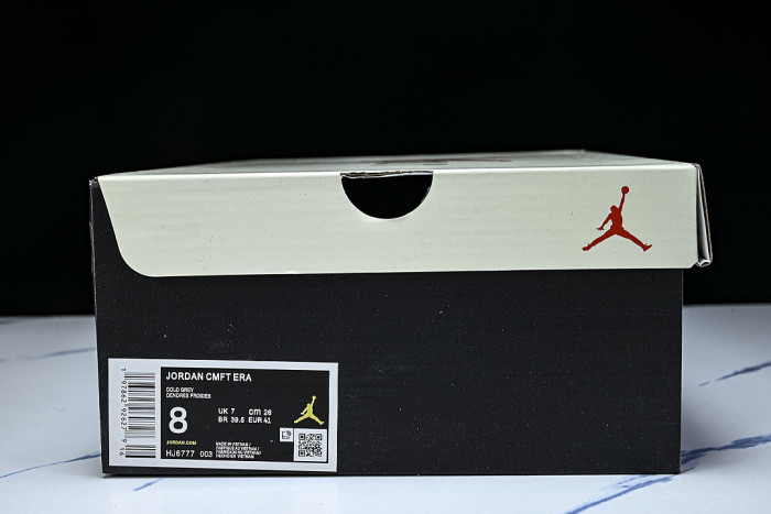 HJ6777-003 JORDAN CMFT ERA COOL GREY/IRIS WHISPER/ANTHRACITE/JADE AURA
