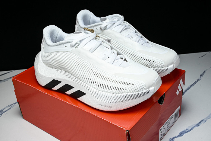 LA6215 HYPERBOOST EDGE M SOLE-BOOSTING RUNNING SHOES WHITE/BLACK/WHITE