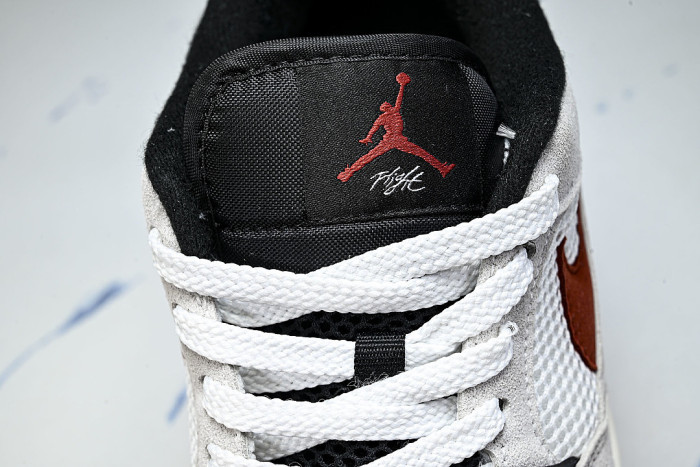 HJ6777-101 JORDAN CMFT ERA SAIL/BLACK/LIGHT CREAM/REDSTONE