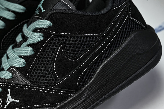 IV3216-001 JORDAN CMFT ERA BLACK/BLACK/BLACK