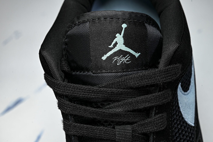 HJ6777-002 JORDAN CMFT ERA BLACK/SAIL/COOL GREY/MINERAL