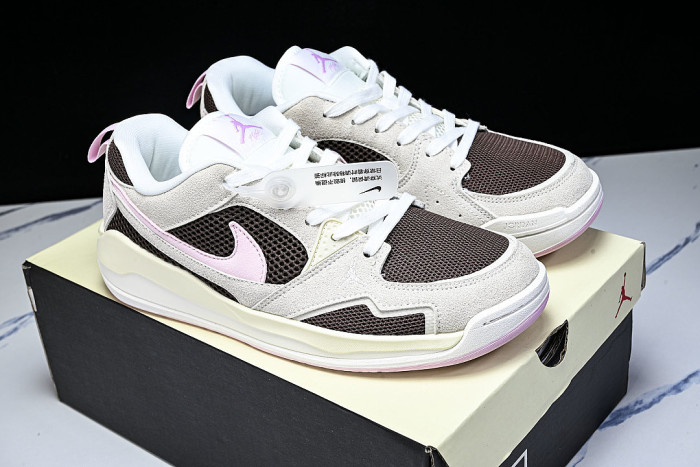 IV3220-261 JORDAN CMFT ERA LOW-TOP RETRO CASUAL SPORTS SHOES BEIGE/BROWN/PINK