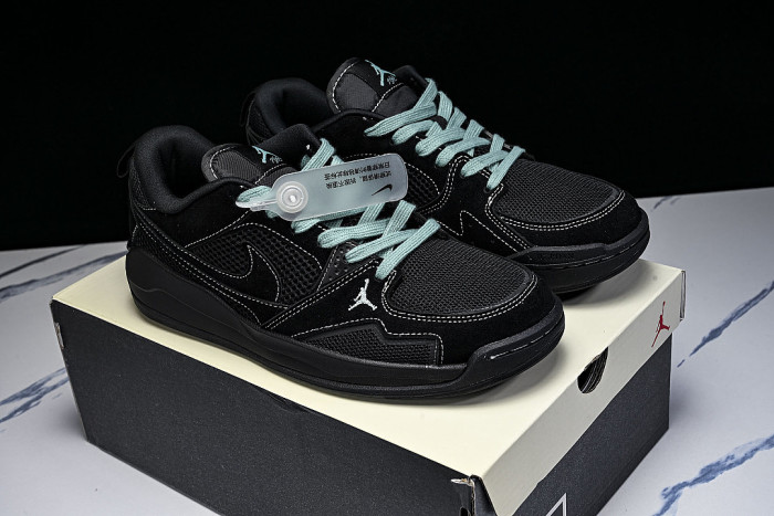 IV3216-001 JORDAN CMFT ERA BLACK/BLACK/BLACK