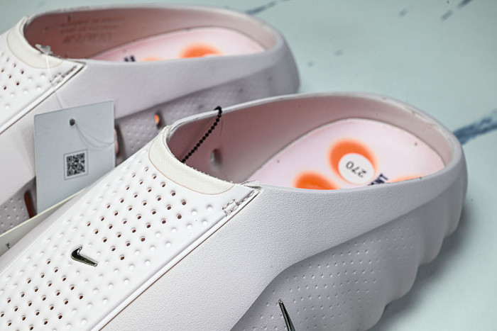HQ4307-610 MIND 001 SLIDE PEARL PINK/HYPER CRIMSON/BLACK/CHROME
