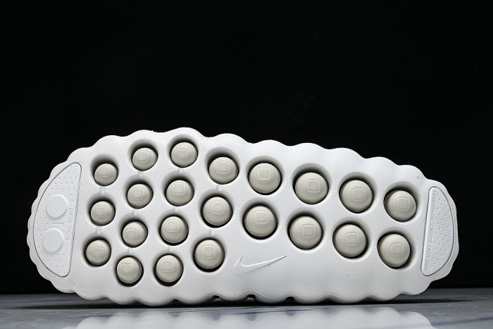 HQ4309-101 MIND 001 MEN'S AND WOMEN'S PRE COMPETITION TRAINING SLIPPERS LIGHT GRAY/GREY