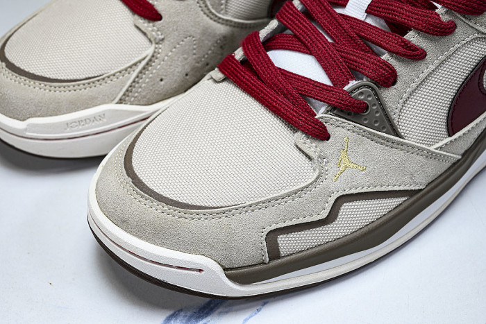 IQ9781-261 JORDAN CMFT ERA LOW-TOP RETRO CASUAL SPORTS SHOES BROWN/RED