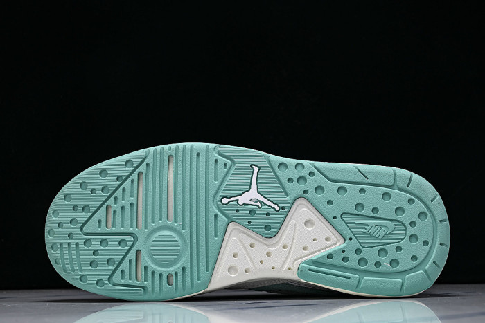 HJ6778-113 JORDAN CMFT ERA WHITE/SAIL/WASHED TEAL