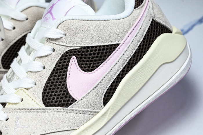 IV3220-261 JORDAN CMFT ERA LOW-TOP RETRO CASUAL SPORTS SHOES BEIGE/BROWN/PINK