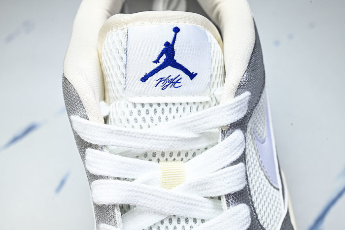 IW2023-011 JORDAN CMFT ERA WHITE/SILVER/BLUE
