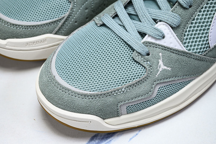 HJ6778-002 JORDAN CMFT ERA LOW-TOP RETRO CASUAL SPORTS SHOES CANNON/SAIL