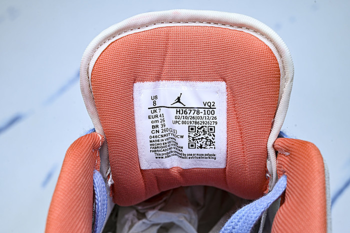 HJ6778-100 JORDAN CMFT ERA PALE IVORY/LIGHT WILD MANGO/PSYCHIC BLUE