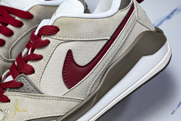 IQ9781-261 JORDAN CMFT ERA LOW-TOP RETRO CASUAL SPORTS SHOES BROWN/RED