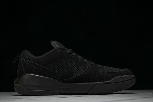 HJ6777-060 JORDAN CMFT ERA BLACK/GYM RED/ANTHRACITE/BLACK