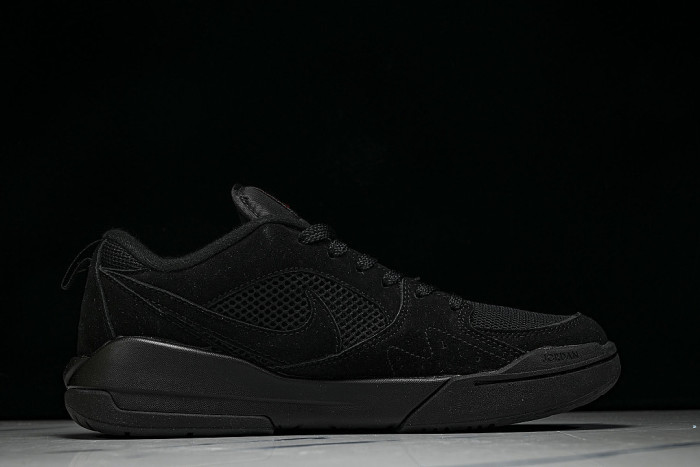 HJ6777-060 JORDAN CMFT ERA BLACK/GYM RED/ANTHRACITE/BLACK