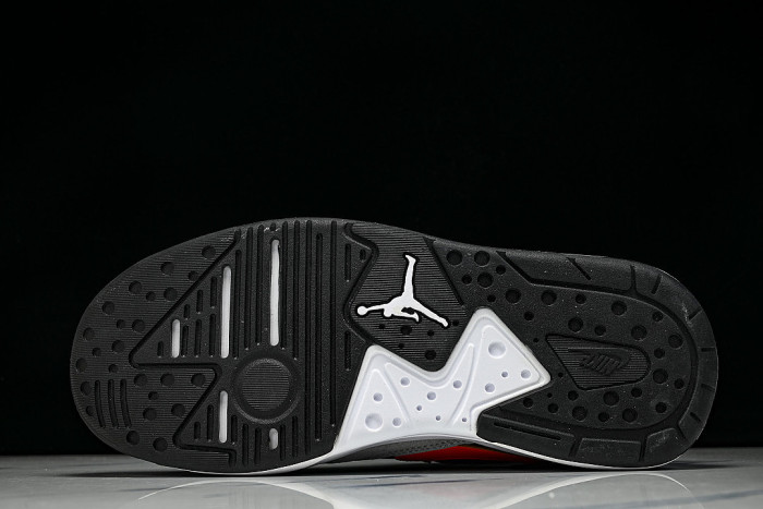 HJ6777- 006 JORDAN CMFT ERA BLACK/WOLF GREY/WHITE/INFRARED 23