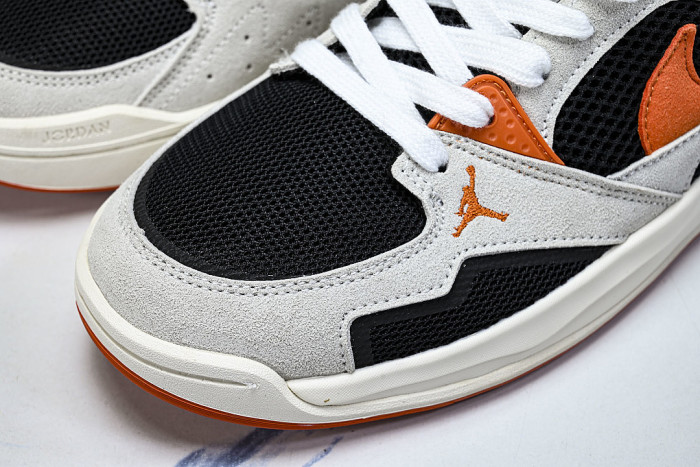 HJ6777-018 JORDAN CMFT ERA BLACK/SAIL/COCONUT MILK/STARFISH