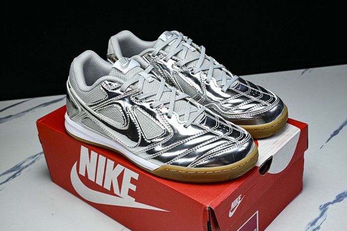 IB3566-001 GATO LV8 LOW-TOP CASUAL SHOES METALLIC SILVER/WHITE/GUM LIGHT BROWN/METALLIC SILVER