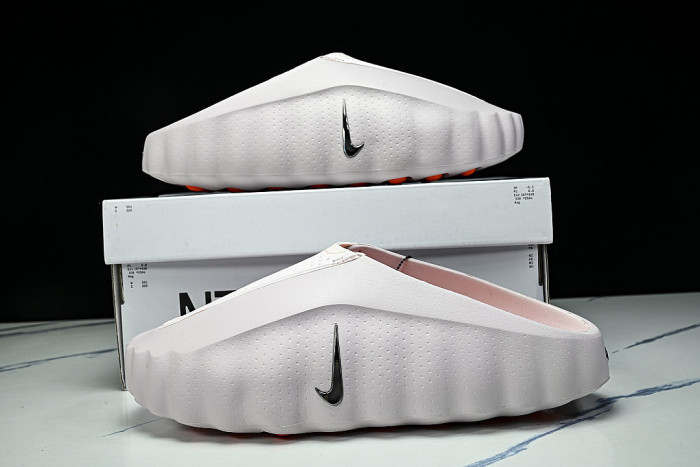 HQ4307-610 MIND 001 SLIDE PEARL PINK/HYPER CRIMSON/BLACK/CHROME