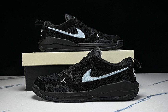 HJ6777-002 JORDAN CMFT ERA BLACK/SAIL/COOL GREY/MINERAL